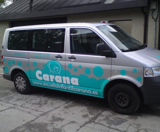 Carana - vinilo de corte dos colores